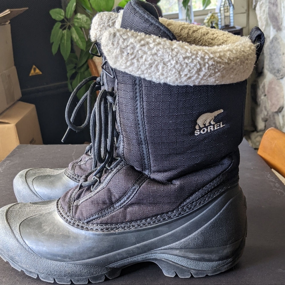 Sorel Cumberland winter boots